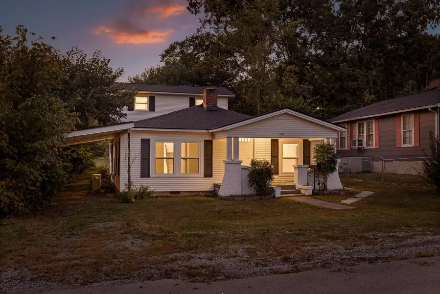 106 Oak Avenue, South Pittsburg, TN 37380