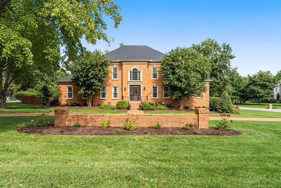 528 Waxwood Dr, Brentwood, TN 37027