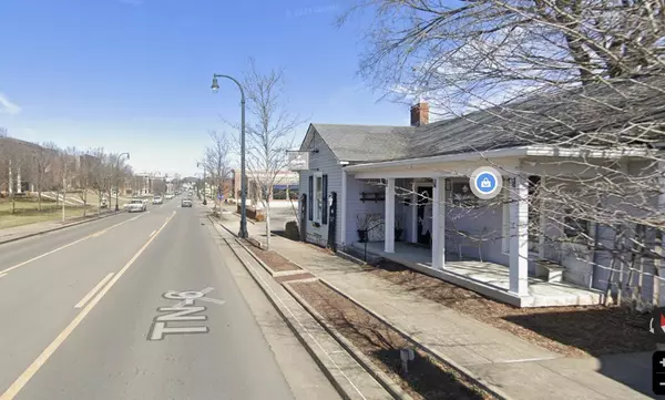 Franklin, TN 37064,915 Columbia Ave