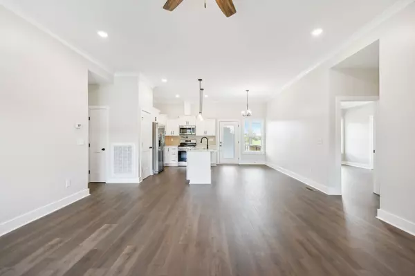 Brush Creek, TN 38547,108 Catherine St