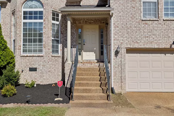 Antioch, TN 37013,5665 Deer Valley Trl