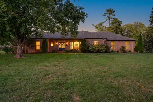 1912 Harpeth River Dr, Brentwood, TN 37027