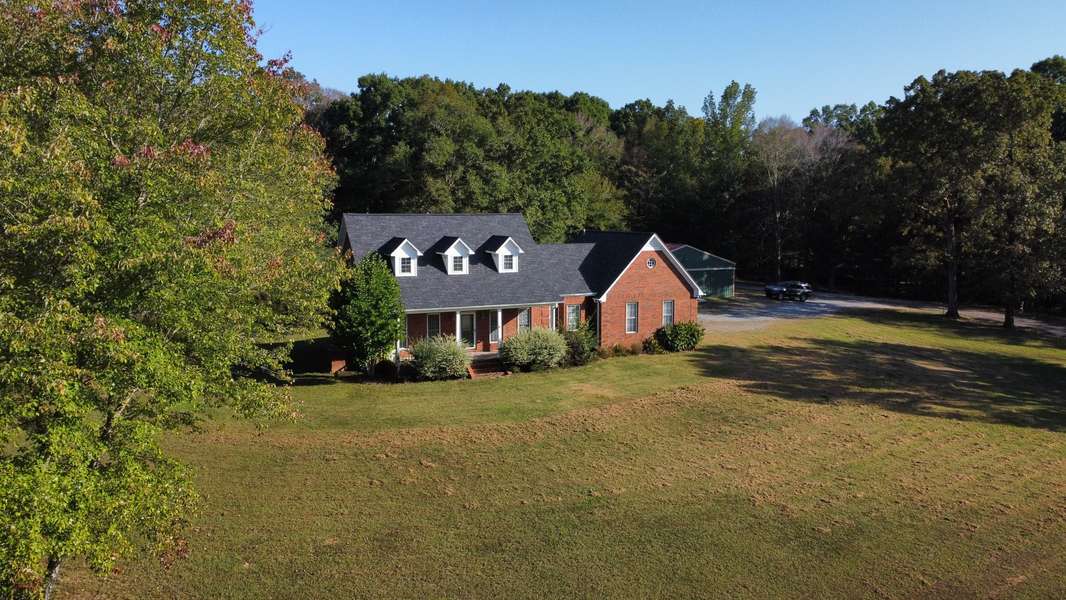 605 Shady Acres Ln, Lexington, TN 38351