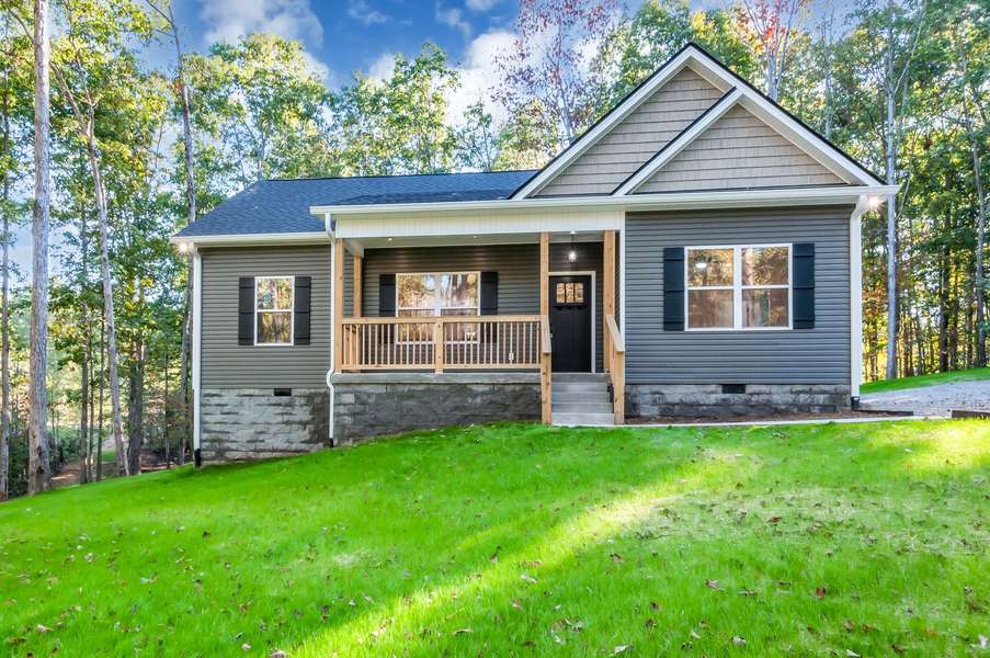 10063 Carolina Drive, Nunnelly, TN 37137