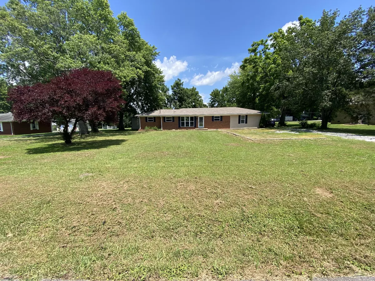 Lafayette, TN 37083,1009 Due West Cir