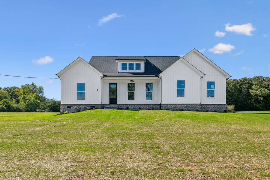 83 Loss Crouch Rd, Morrison, TN 37357