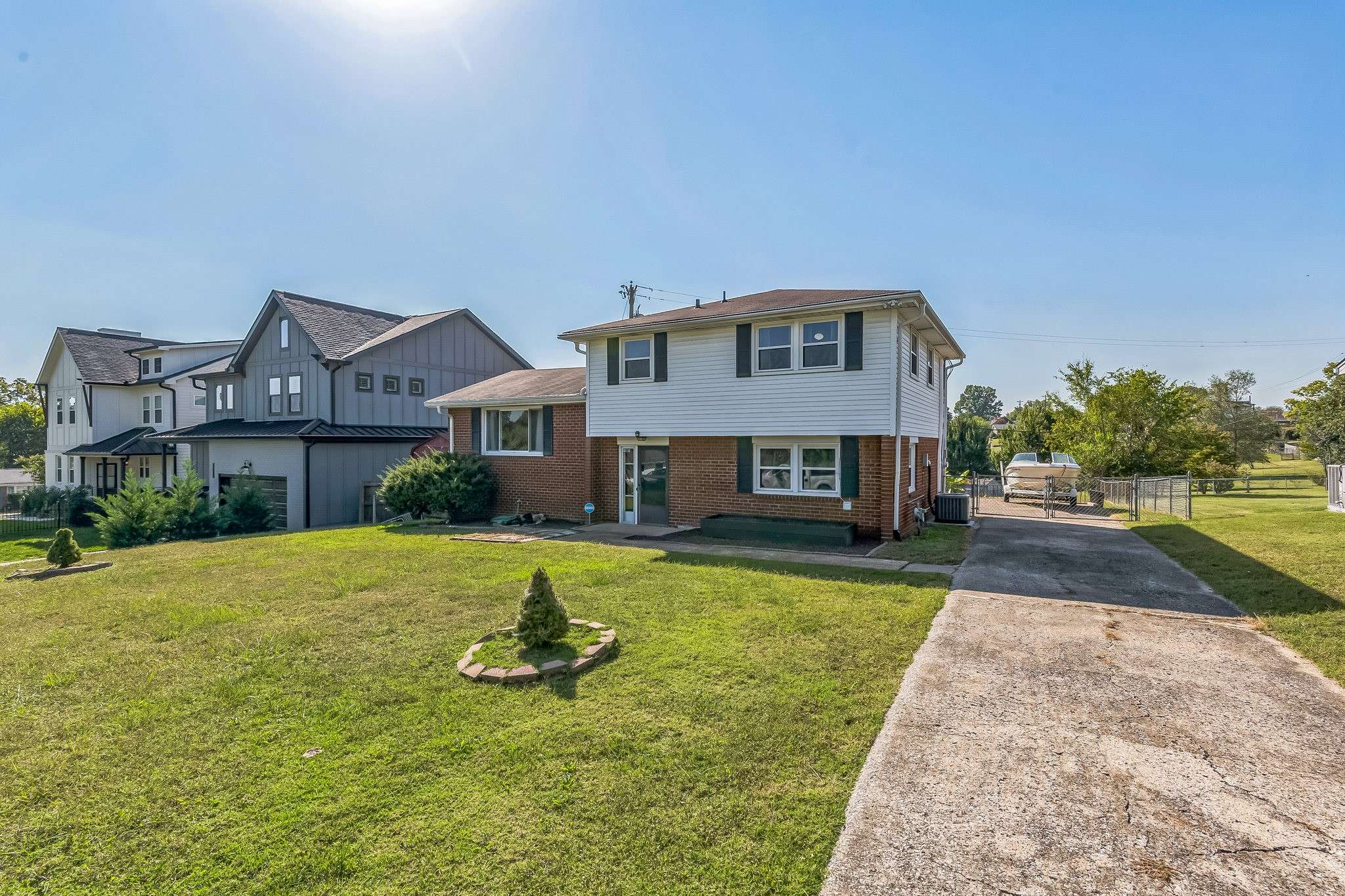 2312 Brittany Dr, Nashville, TN 37206