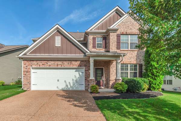 3005 Alan Dr,  Spring Hill,  TN 37174