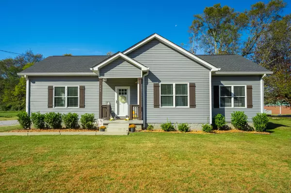 105 Gospel St, Cedar Hill, TN 37032