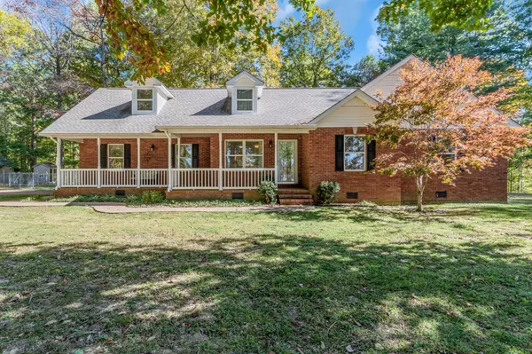 2502 Dobbins Pike, Portland, TN 37148