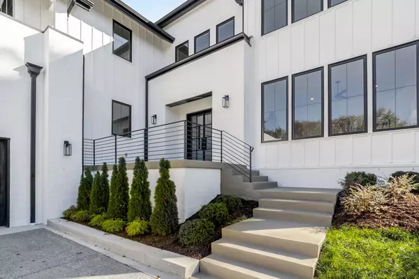 Nashville, TN 37205,6437 Brownlee Dr