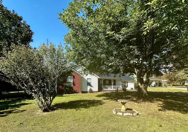 273 Chapel Rd, New Johnsonville, TN 37134