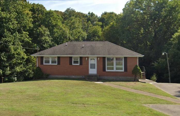 2950 Ashland City Rd, Clarksville, TN 37043