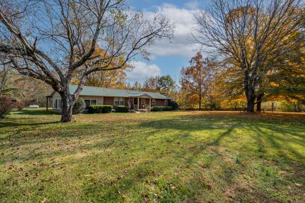 388 Chief Creek Rd, Lawrenceburg, TN 38464