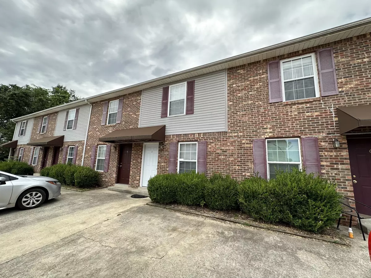 Clarksville, TN 37042,2303 Raleigh Court #2