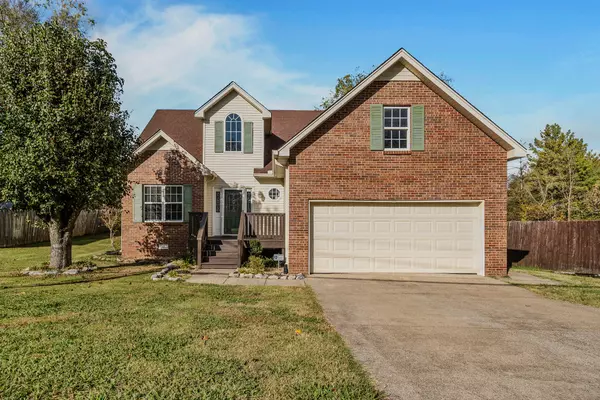 535 Woodland Hills Dr, La Vergne, TN 37086