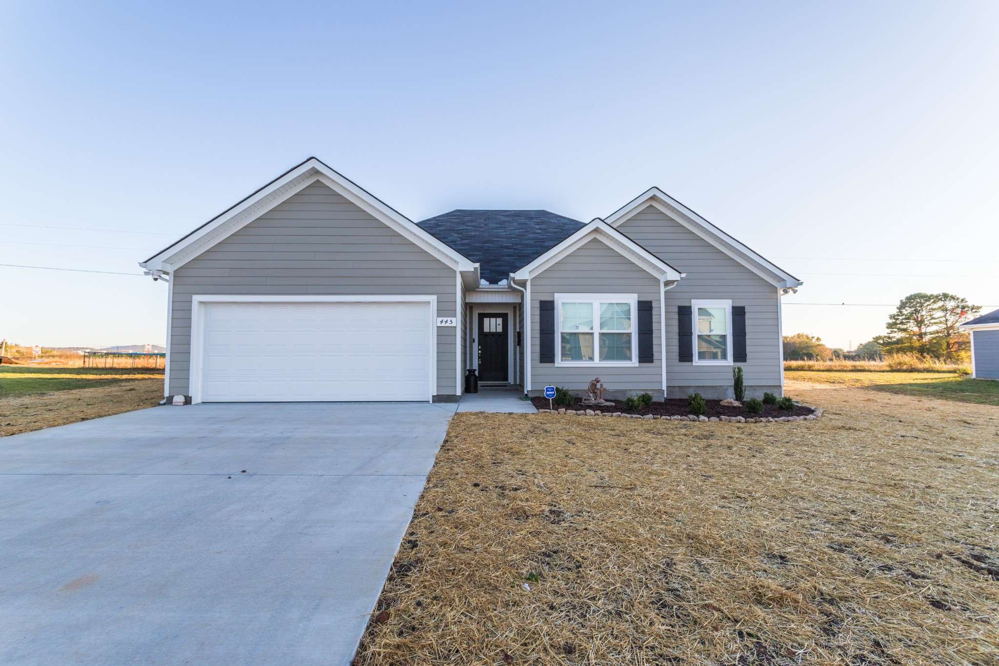 Decherd, TN 37324,445 Mimosa Dr