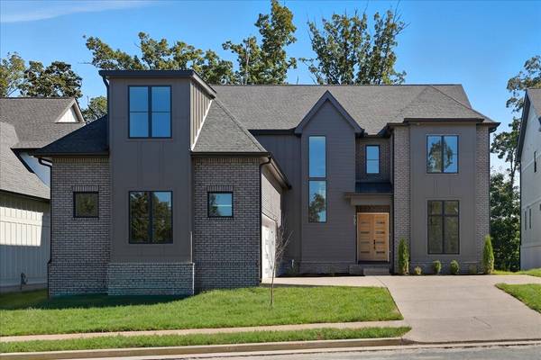 795 Summit Oaks Court, Nashville, TN 37221