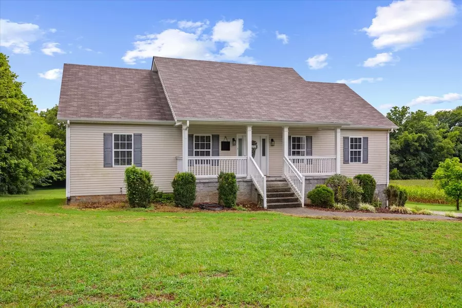 2373 Hampshire Pike, Columbia, TN 38401