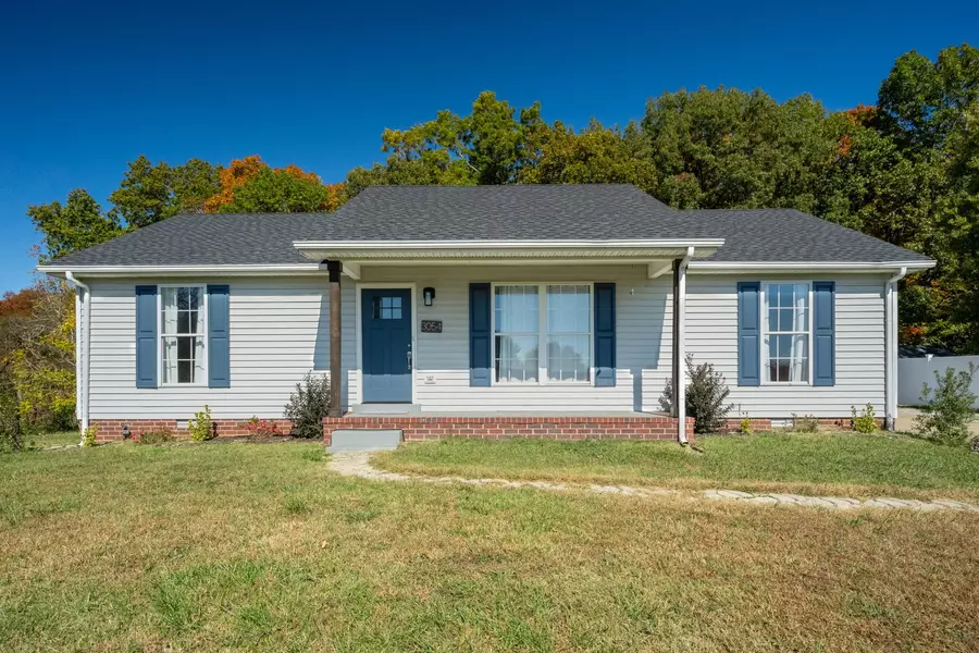 3054 E Stone Creek Trl, Greenbrier, TN 37073