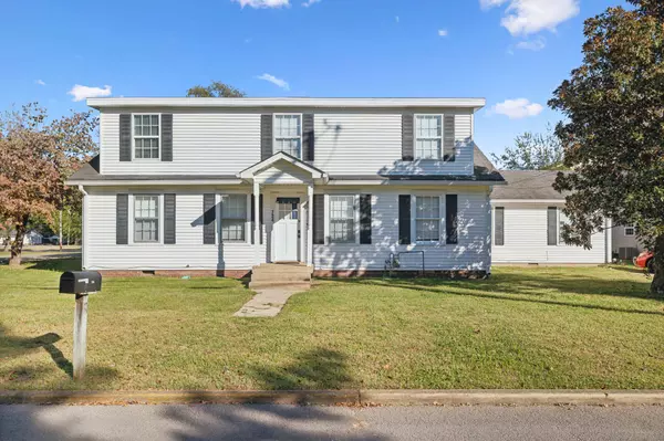 724 Fairview Ave, Murfreesboro, TN 37130