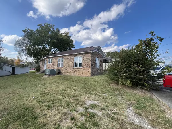 Decaturville, TN 38329,24 S Pleasant St
