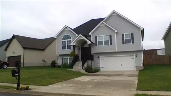 680 Fox Trail Ct, Clarksville, TN 37040