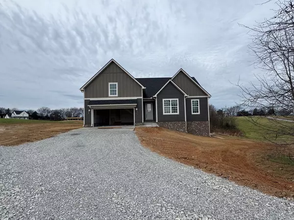 4748 Rock House Road, Portland, TN 37148