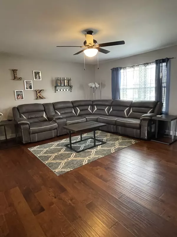 Dickson, TN 37055,210 Hardin Ave