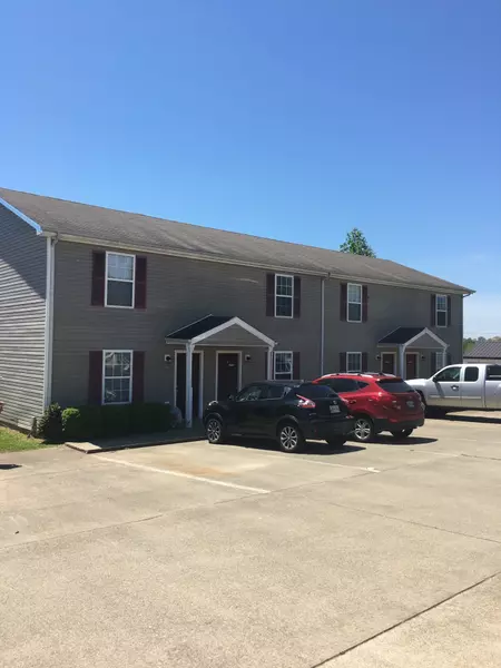 252 Executive Ave #1A, Clarksville, TN 37042