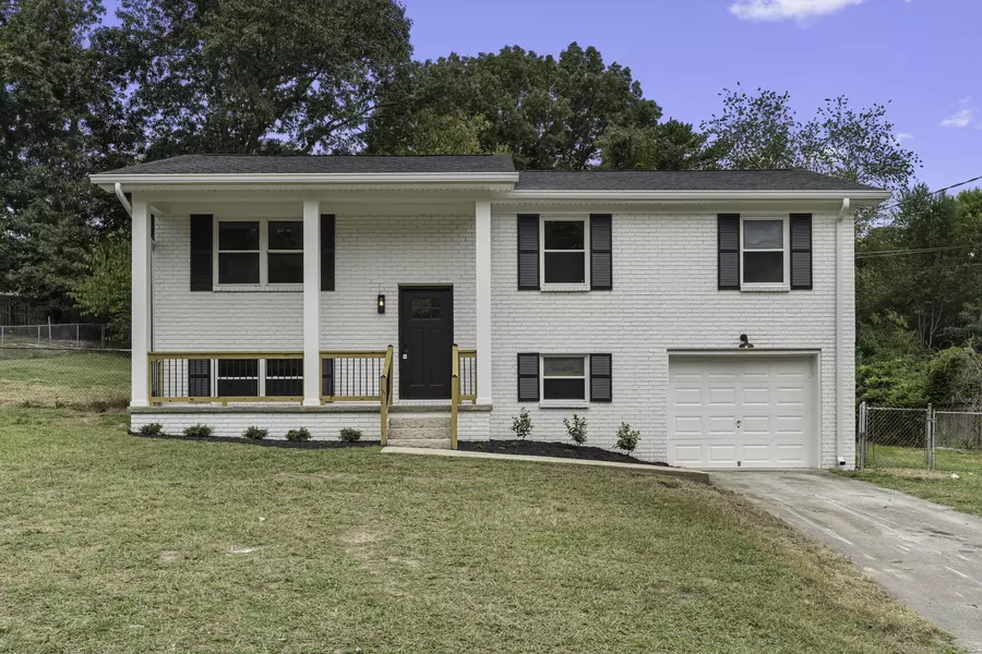 422 Sevier Street, Hixson, TN 37343