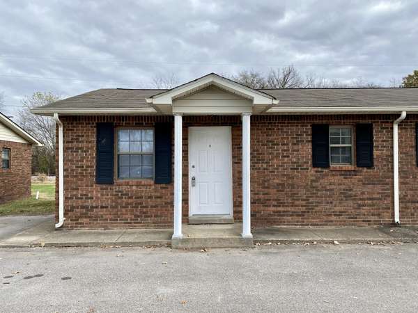 404 Thompsonville Lane #8, Oak Grove, KY 42262