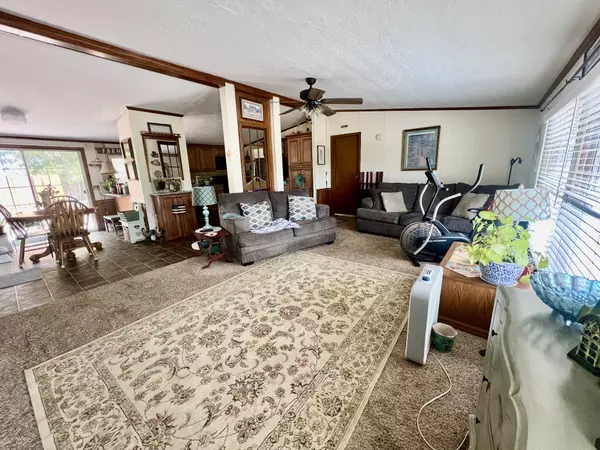 Lawrenceburg, TN 38464,9712 Buttermilk Ridge Rd