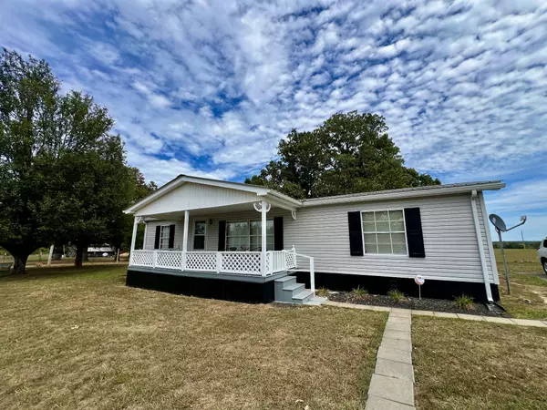 9712 Buttermilk Ridge Rd, Lawrenceburg, TN 38464