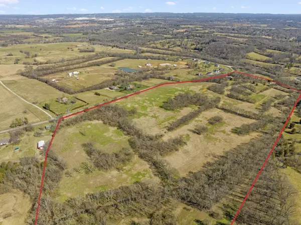 Columbia, TN 38401,2 Darks Mill Rd