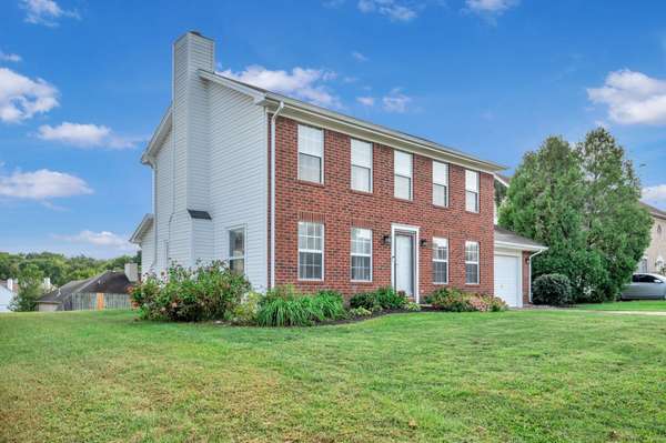 745 Jaywood Dr,  Old Hickory,  TN 37138