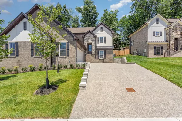 Hendersonville, TN 37075,176 Cobbler Cir