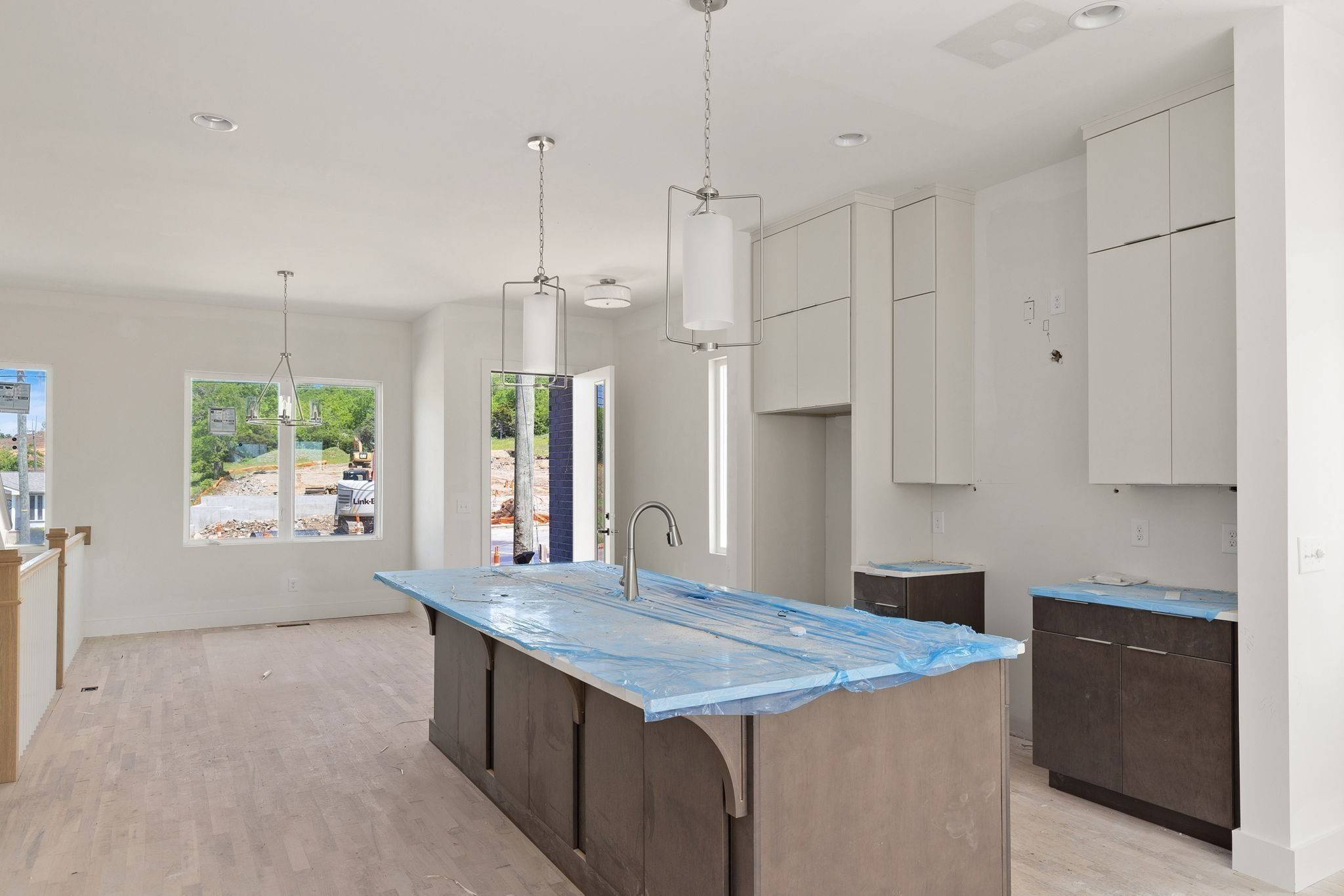 Nashville, TN 37218,1016 W Trinity Ln #12