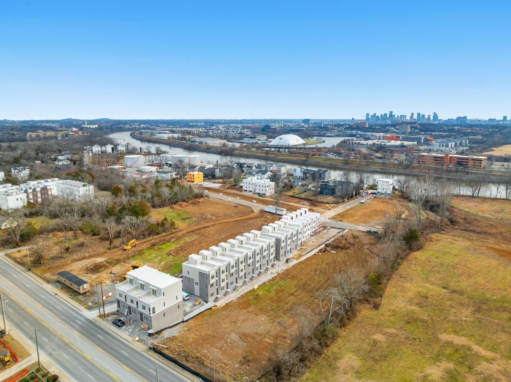 Nashville, TN 37218,1016 W Trinity Ln #17