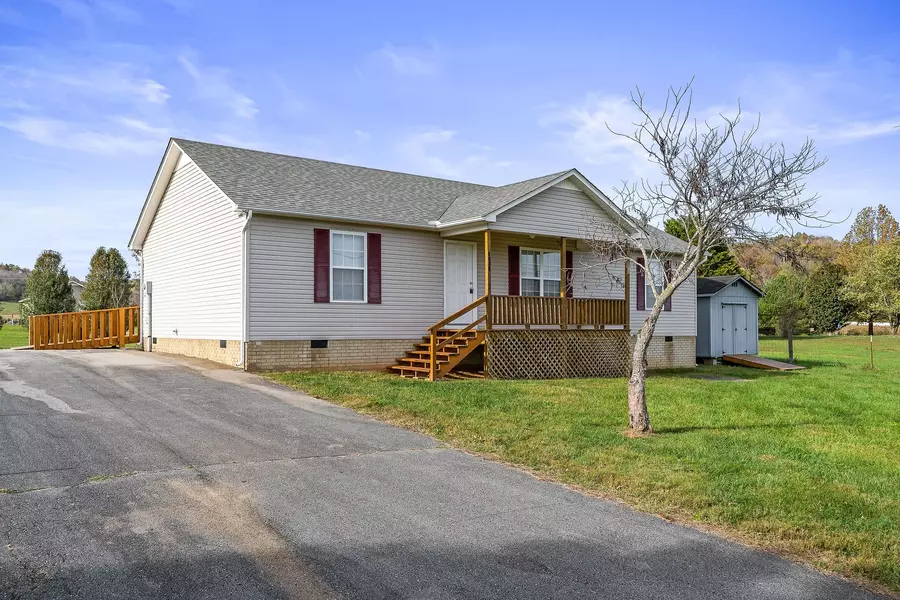 1078 Parker Rd, Sparta, TN 38583