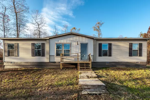 Red Boiling Springs, TN 37150,1902 Cotton Hollow Rd