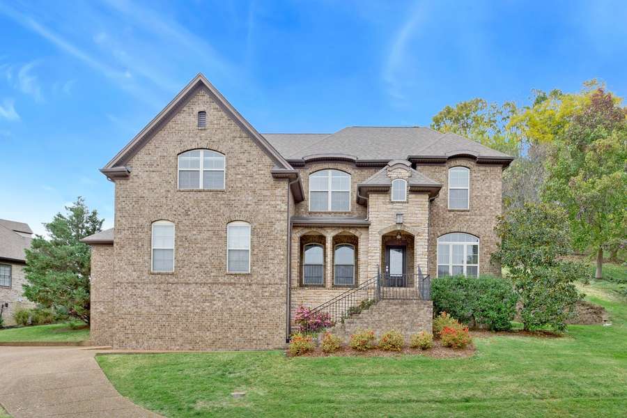 101 Allenhurst Cir, Franklin, TN 37067