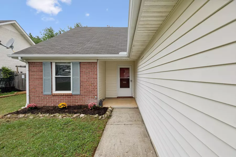 250 Indian Park Dr, Murfreesboro, TN 37128