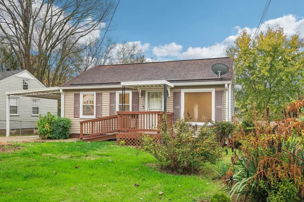 56 Creighton Ave, Nashville, TN 37206