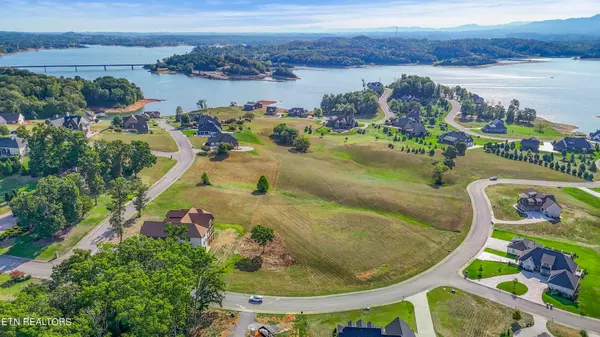33 Majestic Circle, Dandridge, TN 37725