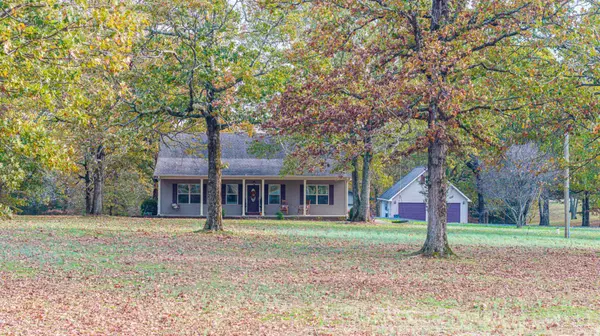 2066 Moody Dr,  Iron City,  TN 38463