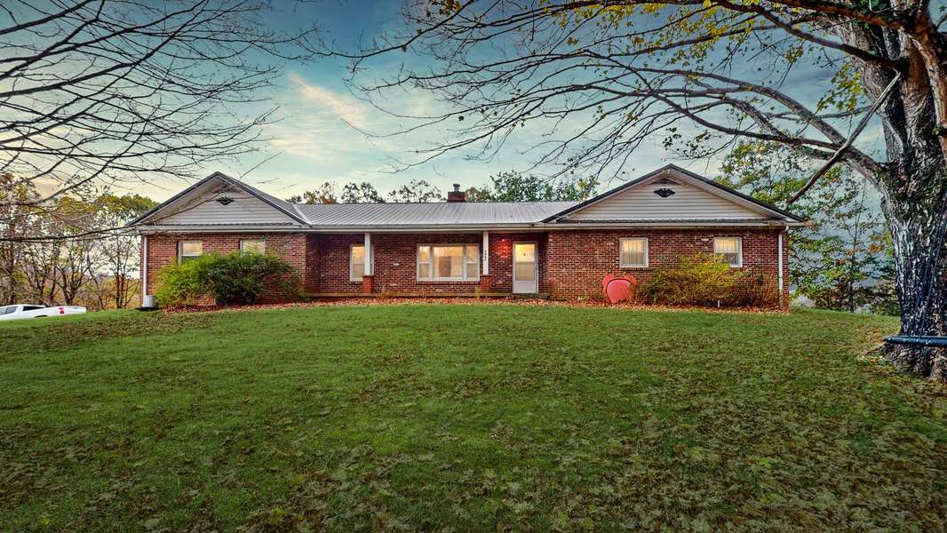 4840 Tarsus Rd, Palmyra, TN 37142