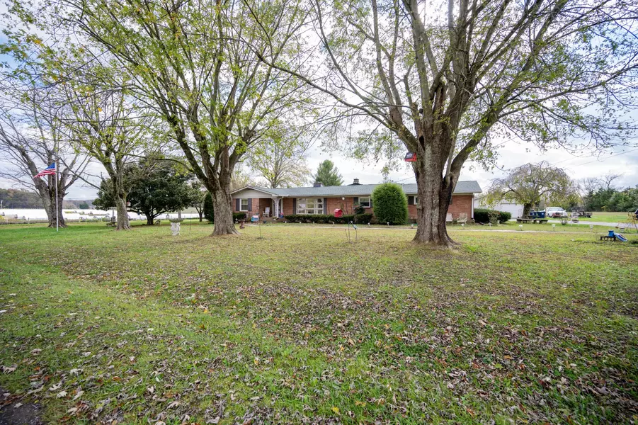 121 Joe Tittsworth St, Smithville, TN 37166