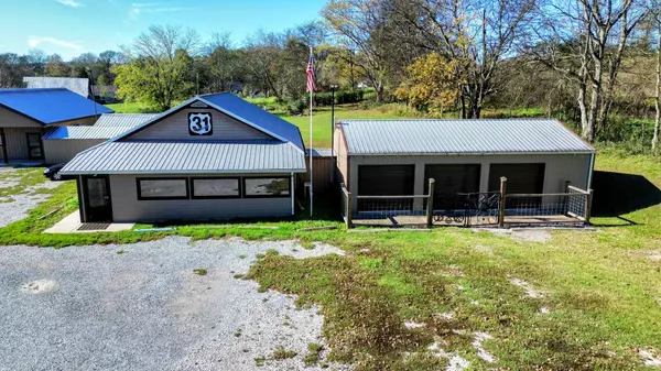 13533 Columbia Hwy, Lynnville, TN 38472