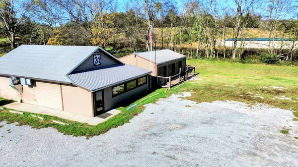 Lynnville, TN 38472,13533 Columbia Hwy